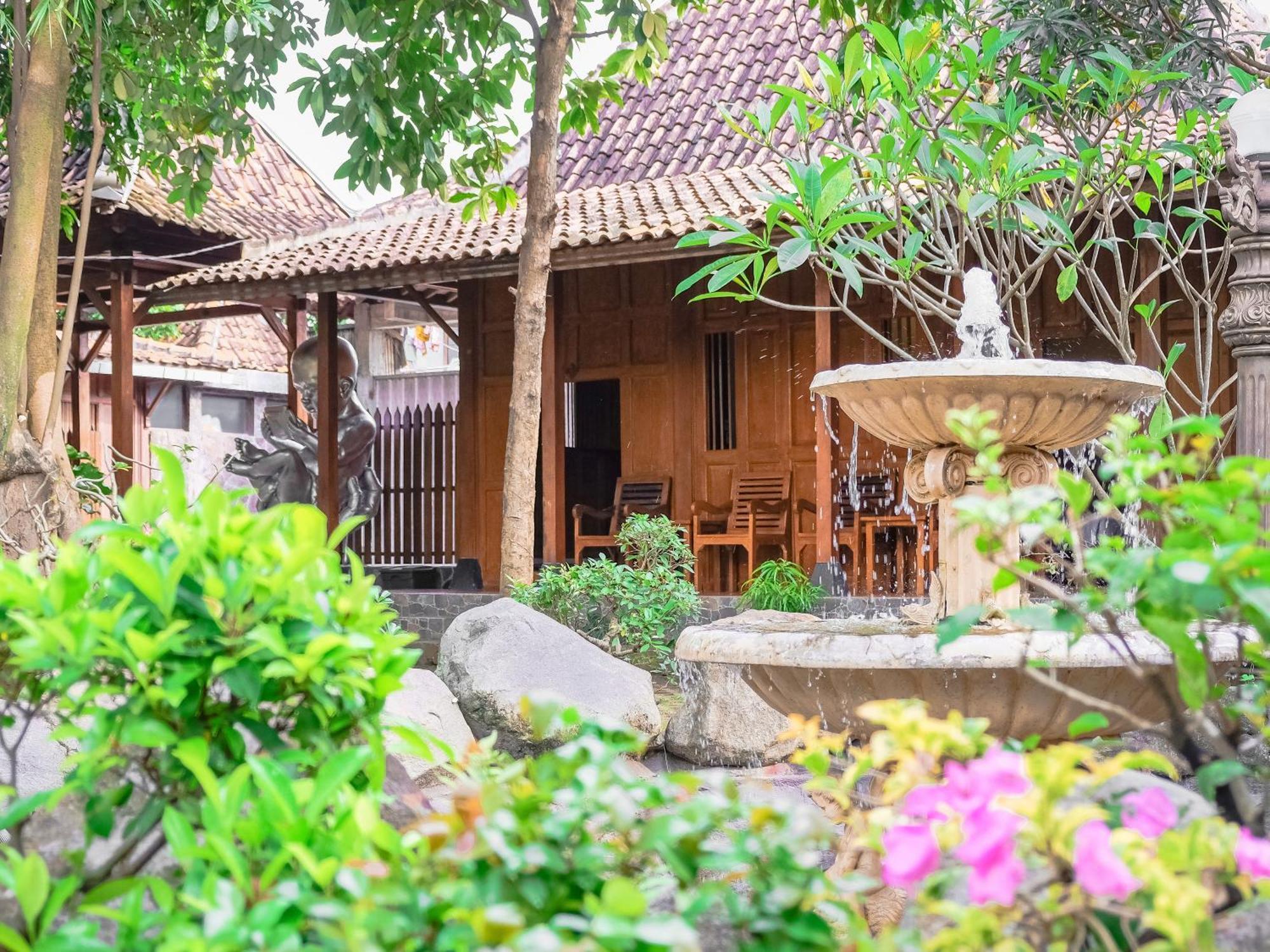 Pendhapa Art Space - Pas Limasan Homestay Prawirotaman Екстер'єр фото